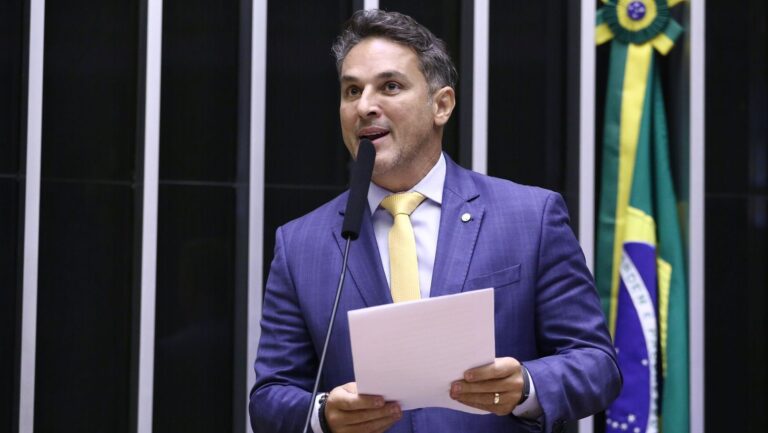 iof:-oposicao-quer-votar-texto-na-proxima-semana;-hugo-debate-com-lideres