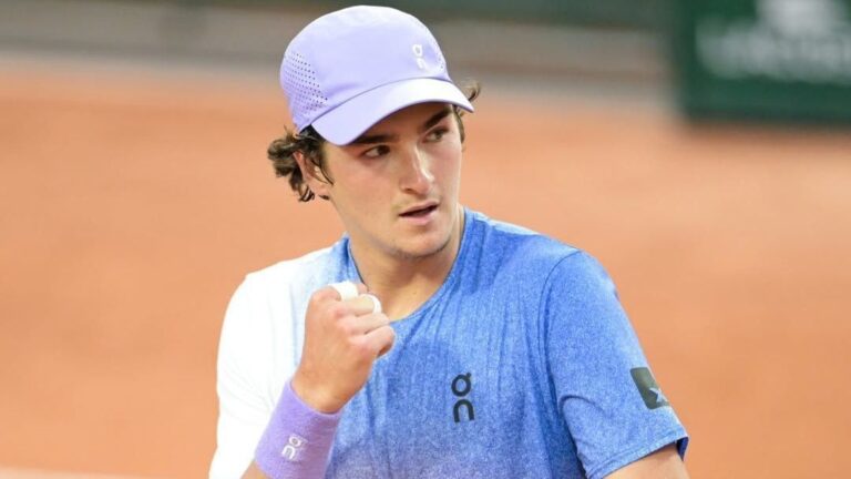 joao-fonseca-x-flavio-cobolli:-horario-e-onde-assistir-ao-atp-500-de-halle