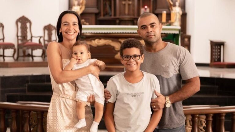 adolescente-que-matou-familia-no-rio-pesquisou-como-sacar-fgts-de-mortos