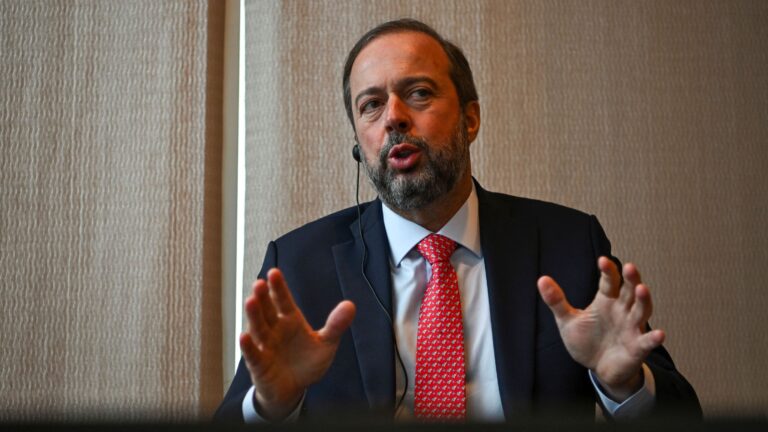 governo-enviara-mp-que-limita-ampliacao-do-custo-da-cde,-diz-silveira