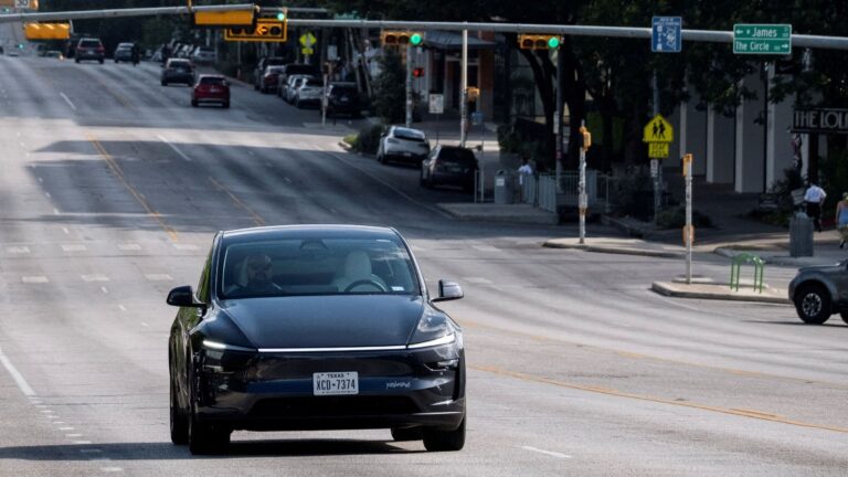 tesla-aposta-em-taxis-robos-para-compensar-queda-nas-vendas